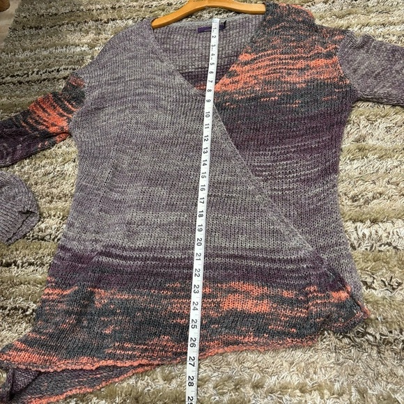 PrAna Vignette V-neck Knit Sweater Asymmetrical Purple Tart Size Large - Picture 12 of 12